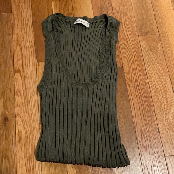 Zara Knitted Ribbed Tank - Picture 2 of 3